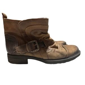 Earth Jericho Almond Leather Ankle Boots Buckle Moto Style Women’s Size 10B